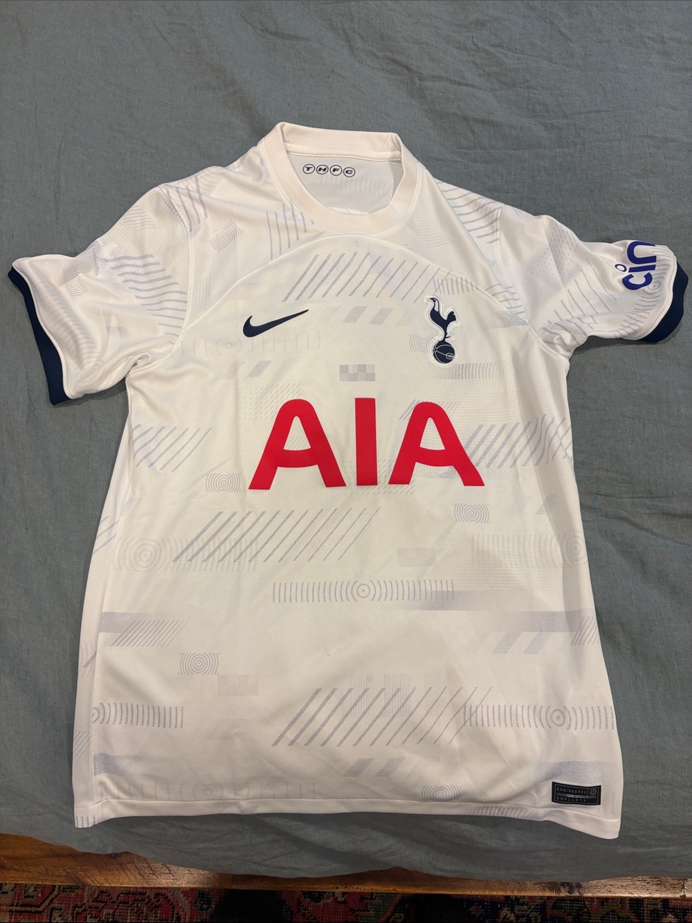 Tottenham Hotspur White Jersey